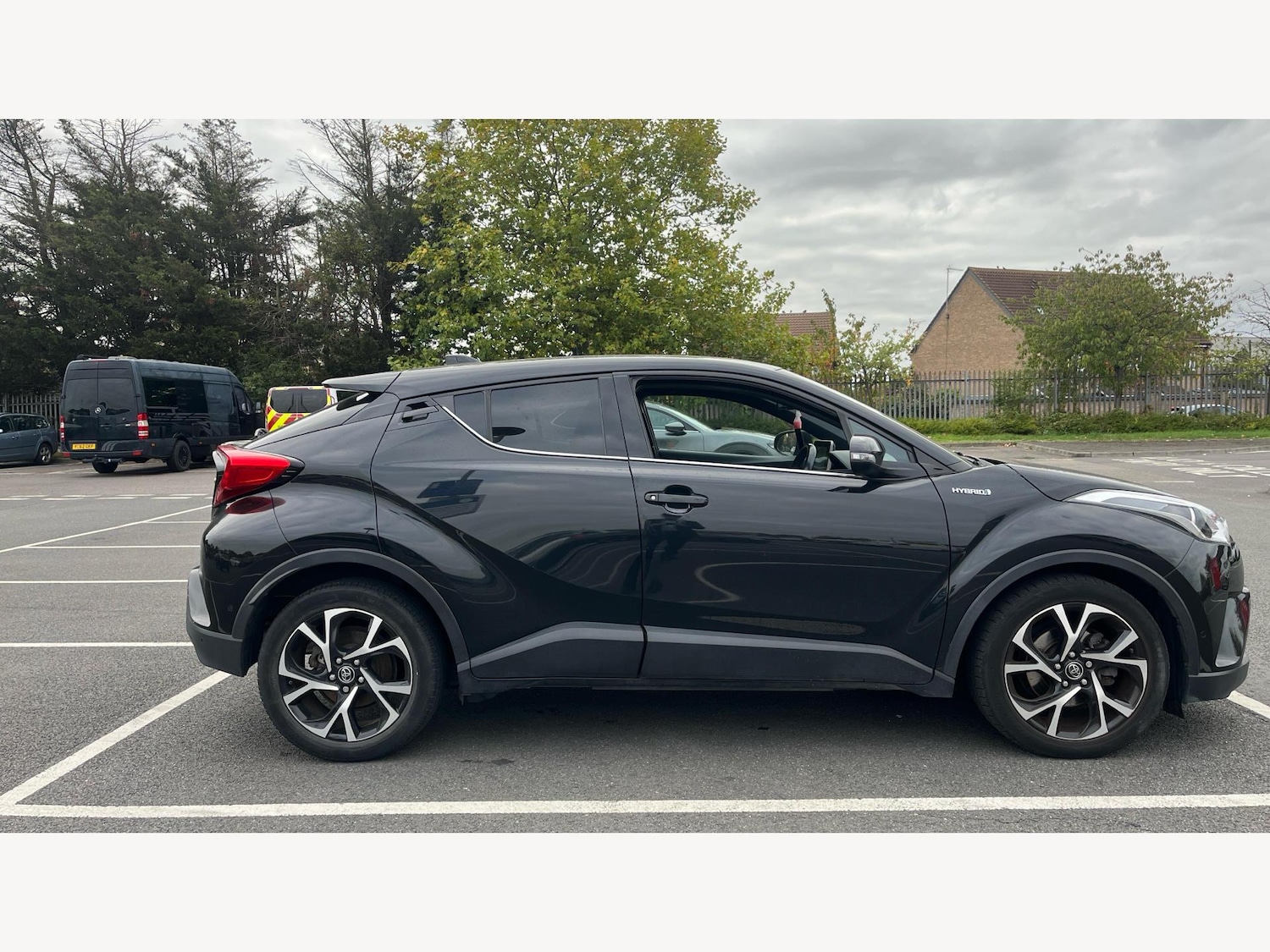 Used Toyota C-HR 2019 for sale - 76349286: Photo 18