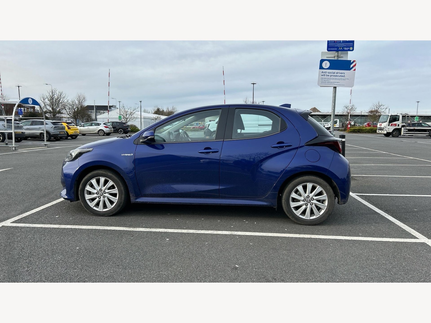 Used Toyota Yaris 2020 for sale - 77598203: Photo 19