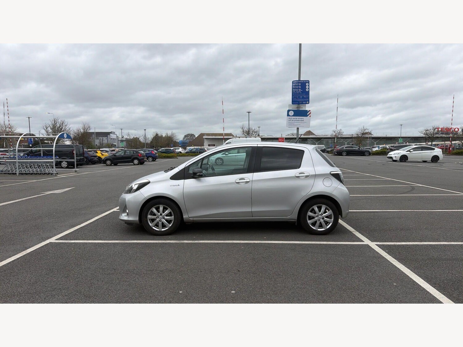 Used Toyota Yaris for sale - 77939381: Photo 18