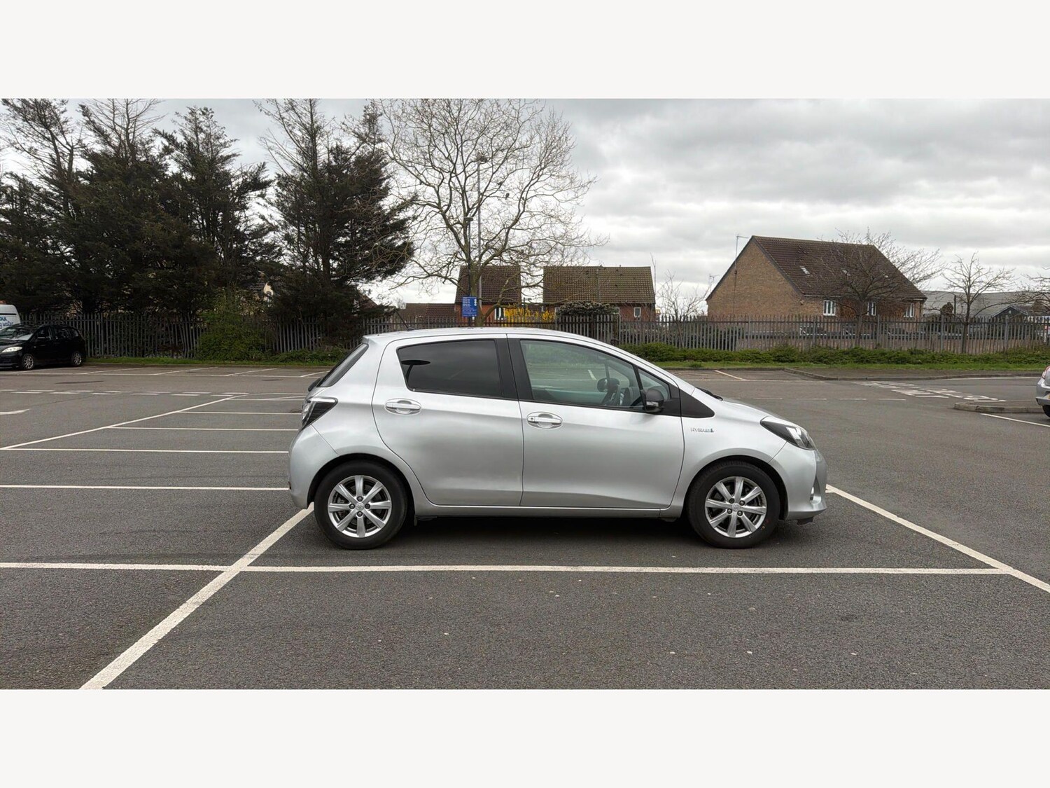 Used Toyota Yaris for sale - 77939381: Photo 19