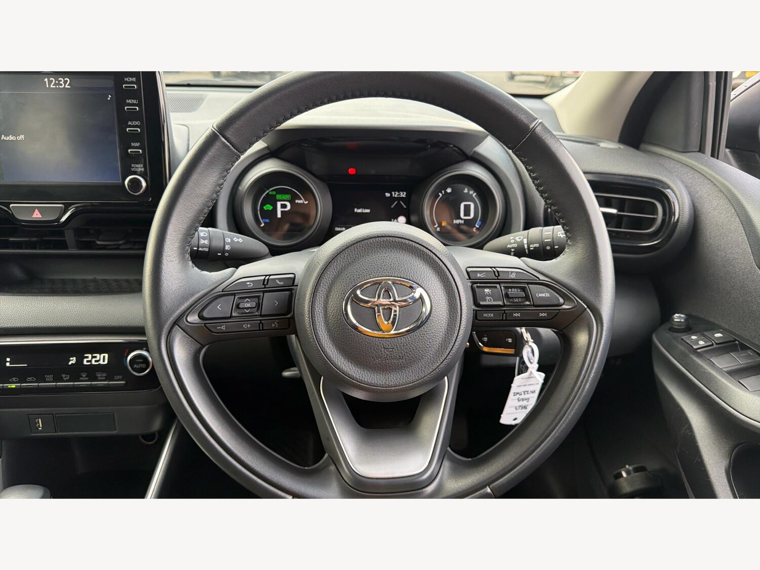 Used Toyota Yaris for sale - 76633629: Photo 10