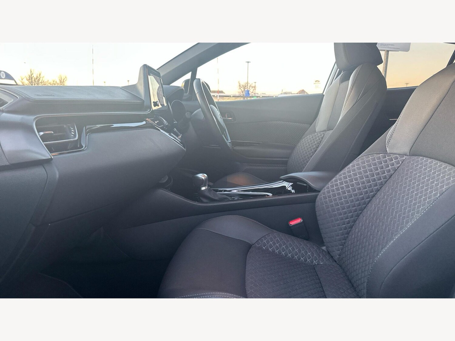 Used Toyota C-HR 2023 for sale - 77784051: Photo 12