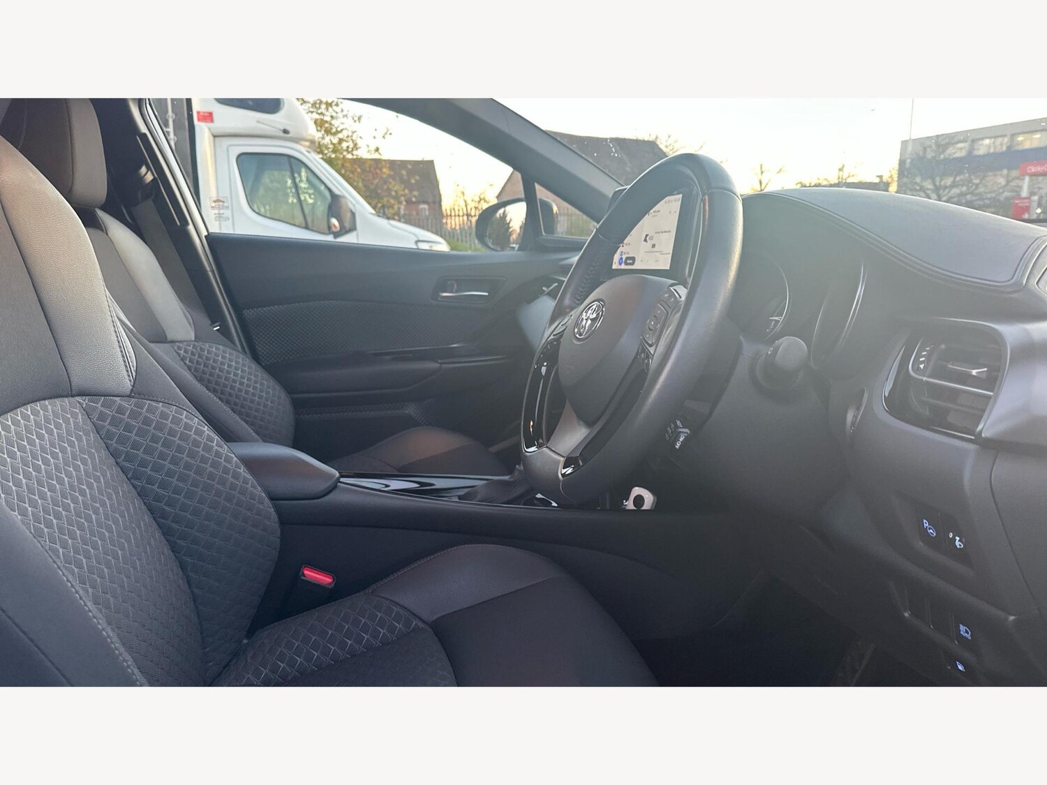 Used Toyota C-HR 2023 for sale - 77784051: Photo 13