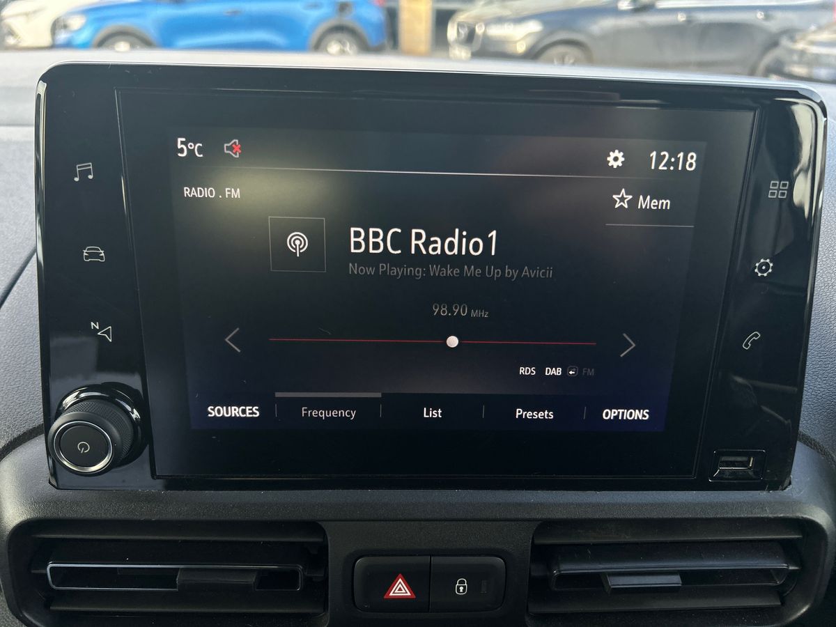 Used Vauxhall Combo Life 2022 for sale - 77221083: Photo 11