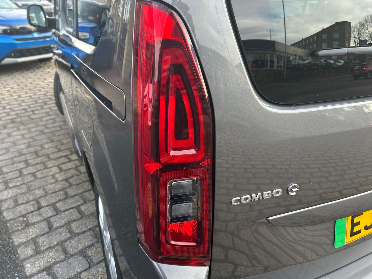 Used Vauxhall Combo Life 2022 for sale - 77221083: Photo 23