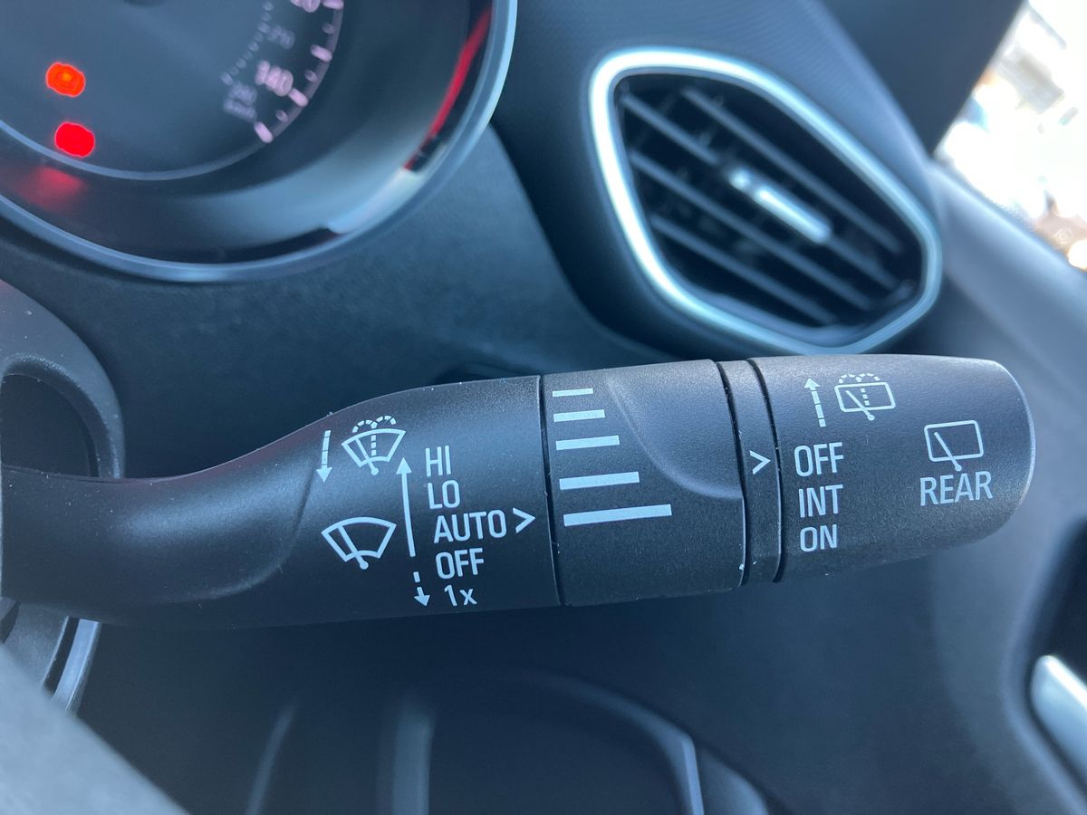 Used Vauxhall Crossland 2022 for sale - 76892393: Photo 32