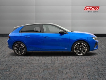 Used Vauxhall Astra 2023 for sale - 75661506: Photo