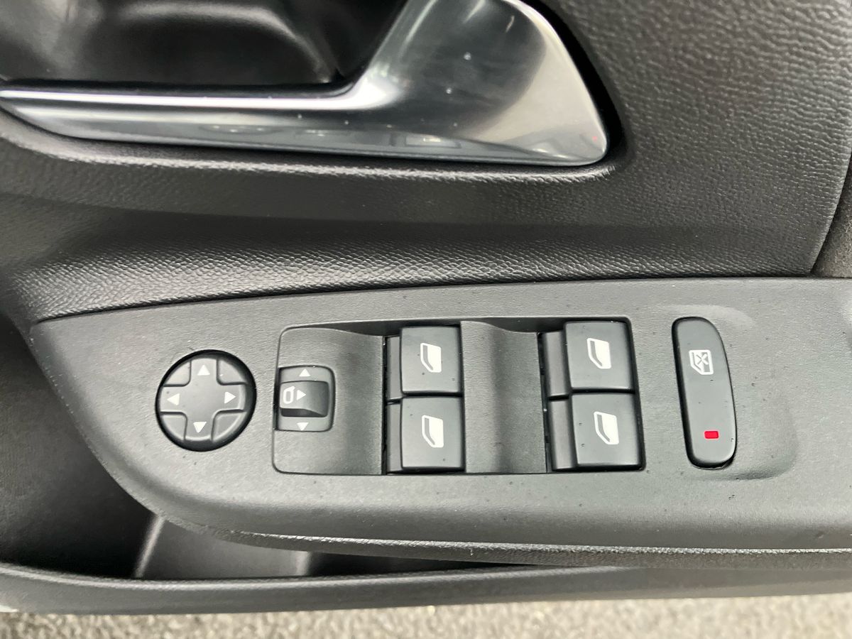 Used Vauxhall Corsa 2025 for sale - 77398623: Photo 18