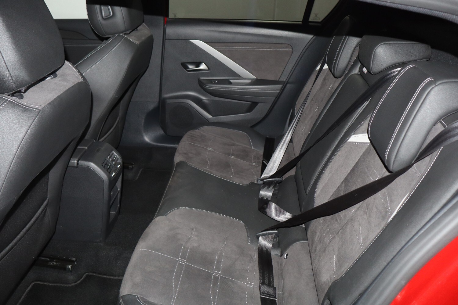 Used Vauxhall Astra 2024 for sale - 77398559: Photo 12