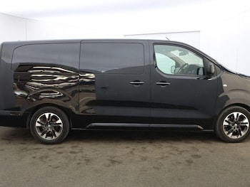 Used Vauxhall Vivaro Life 2023 for sale - 79111198: Photo