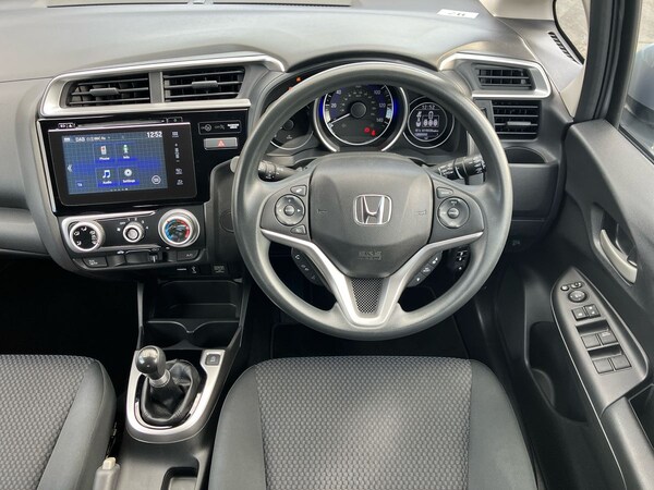 Used Honda Jazz 2018 for sale - 76142179: Photo 16