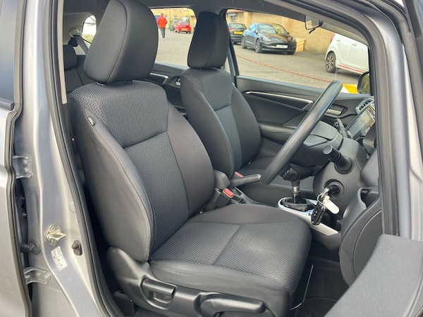 Used Honda Jazz 2018 for sale - 76142179: Photo 36