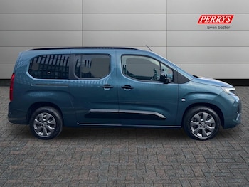 Used Vauxhall Combo Life 2025 for sale - 76931838: Photo