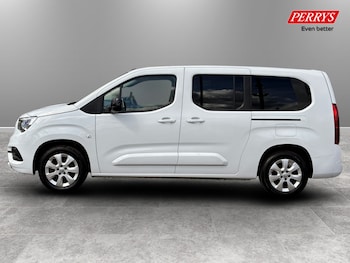 Used Vauxhall Combo Life 2022 for sale - 78218407: Photo