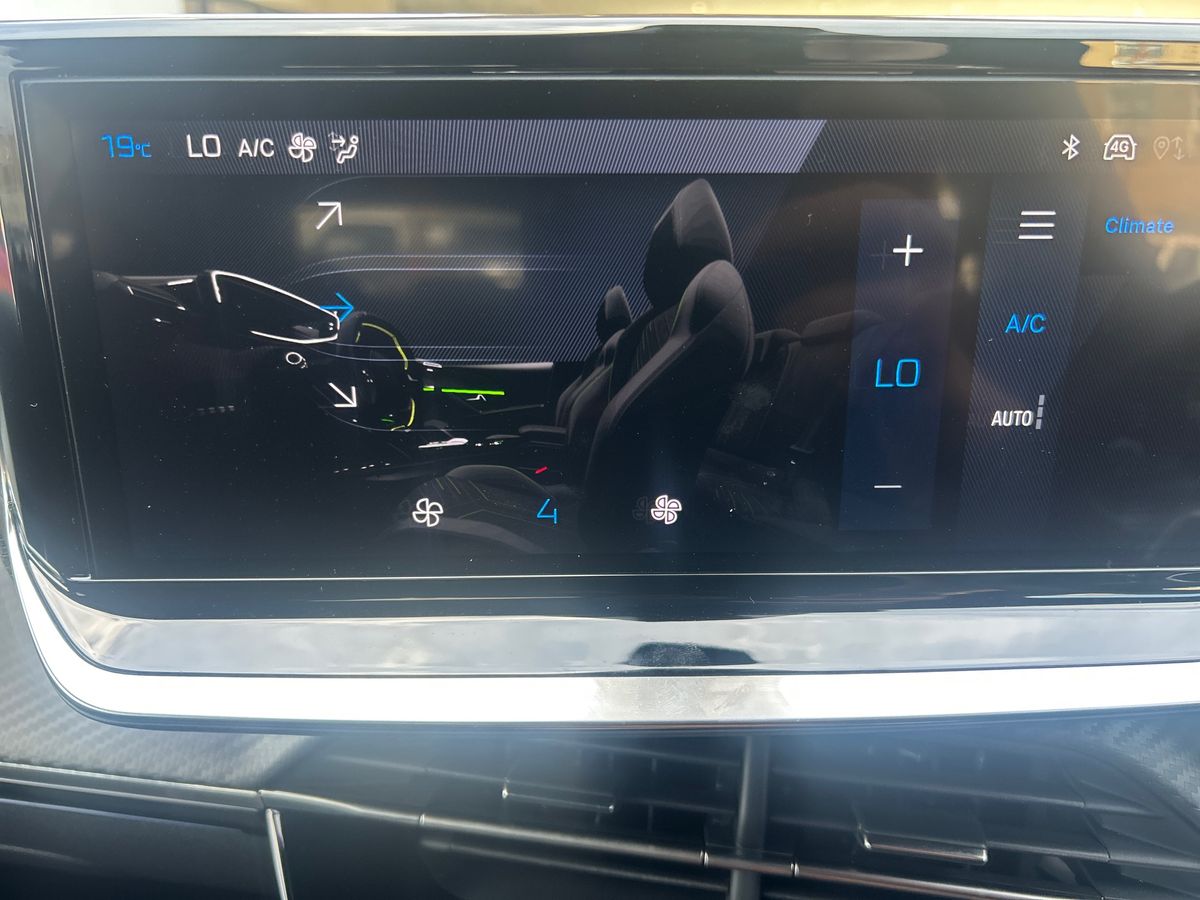 Used Peugeot 208 2025 for sale - 76542368: Photo 12