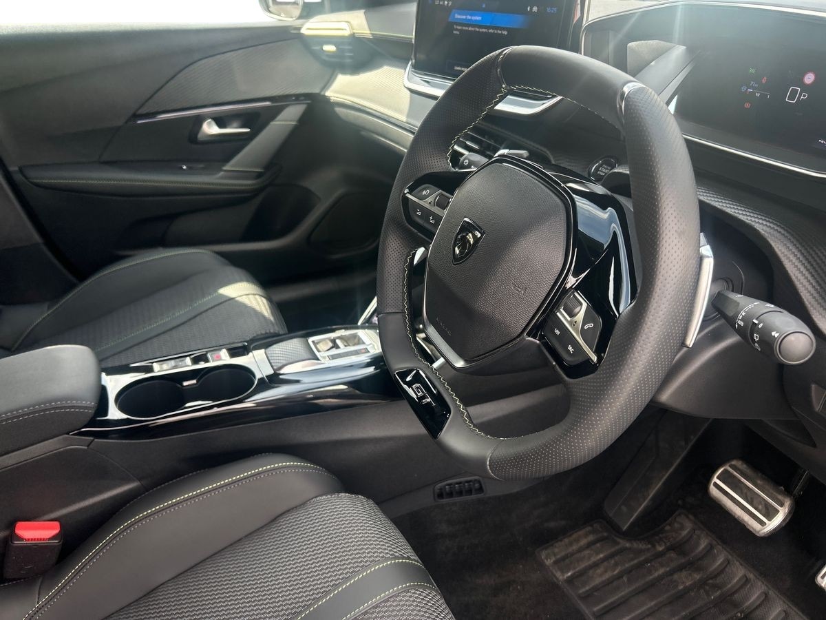 Used Peugeot 208 2025 for sale - 76542368: Photo 8