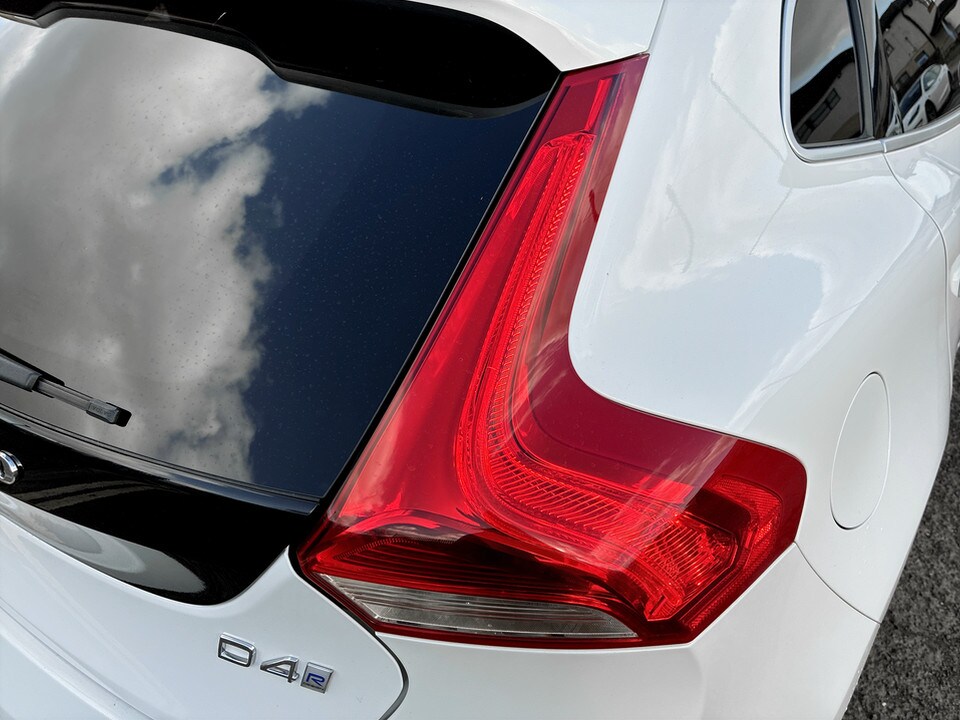 Used Volvo V40 2018 for sale - 78053855: Photo 11