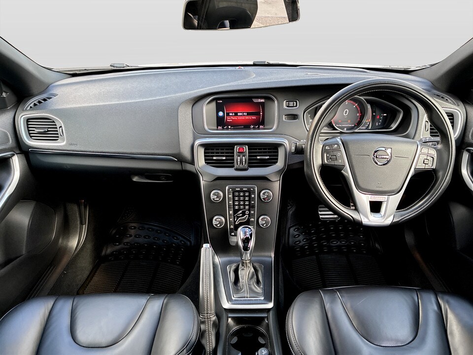 Used Volvo V40 2018 for sale - 78053855: Photo 15