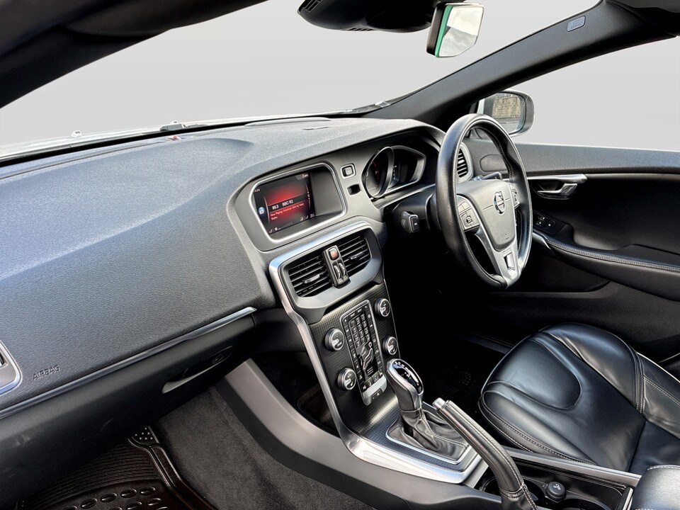 Used Volvo V40 2018 for sale - 78053855: Photo 17