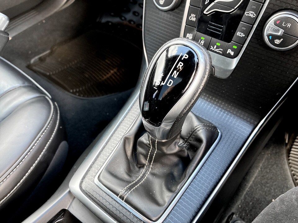 Used Volvo V40 2018 for sale - 78053855: Photo 23