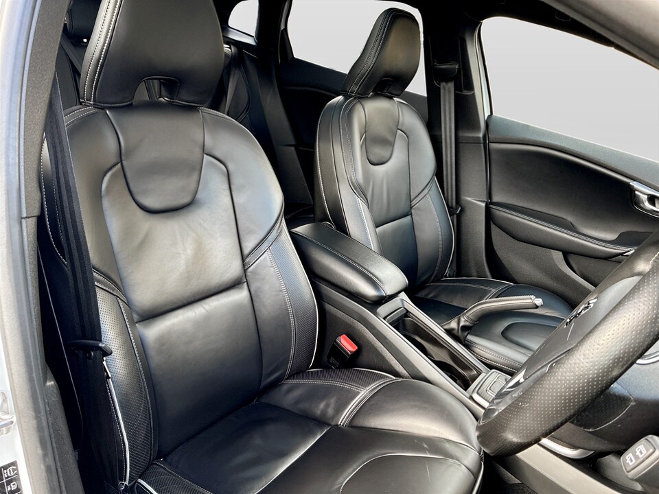 Used Volvo V40 2018 for sale - 78053855: Photo 24