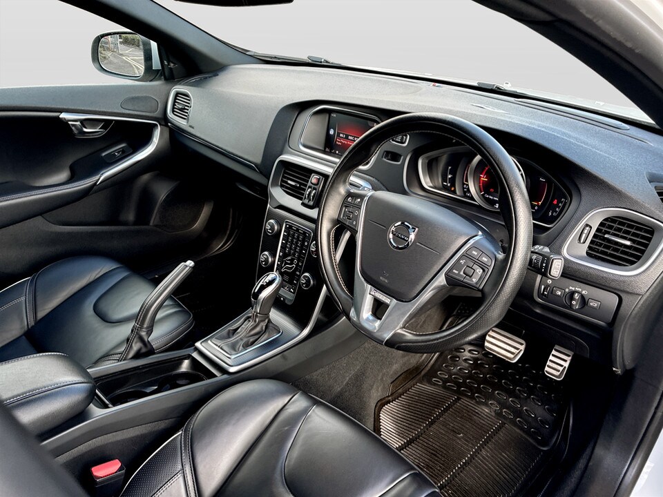 Used Volvo V40 2018 for sale - 78053855: Photo 25