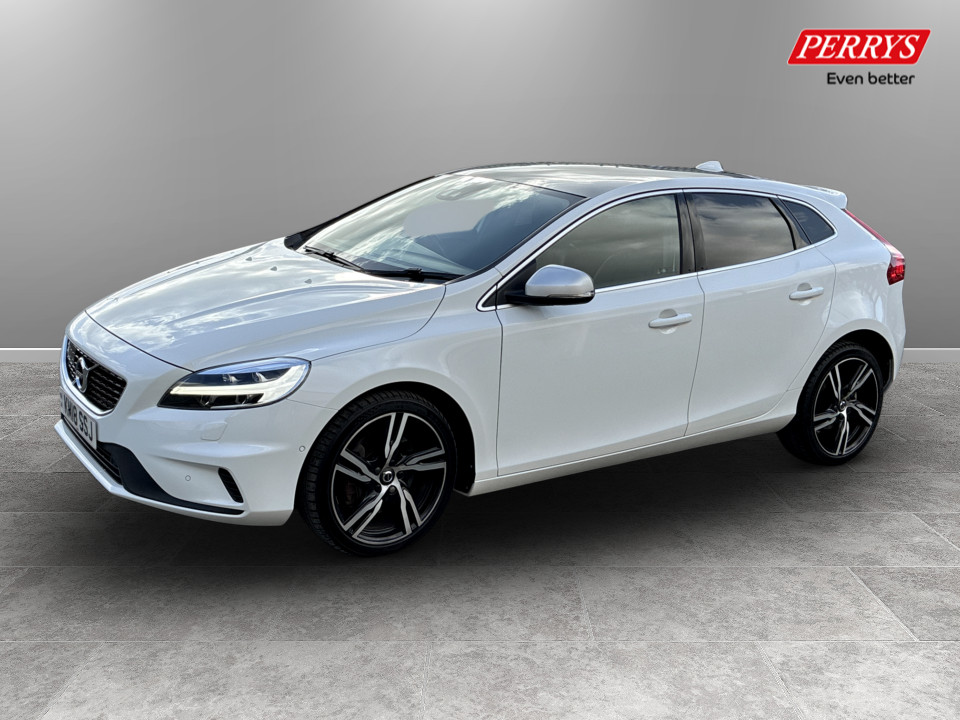 Used Volvo V40 2018 for sale - 78053855: Photo 3