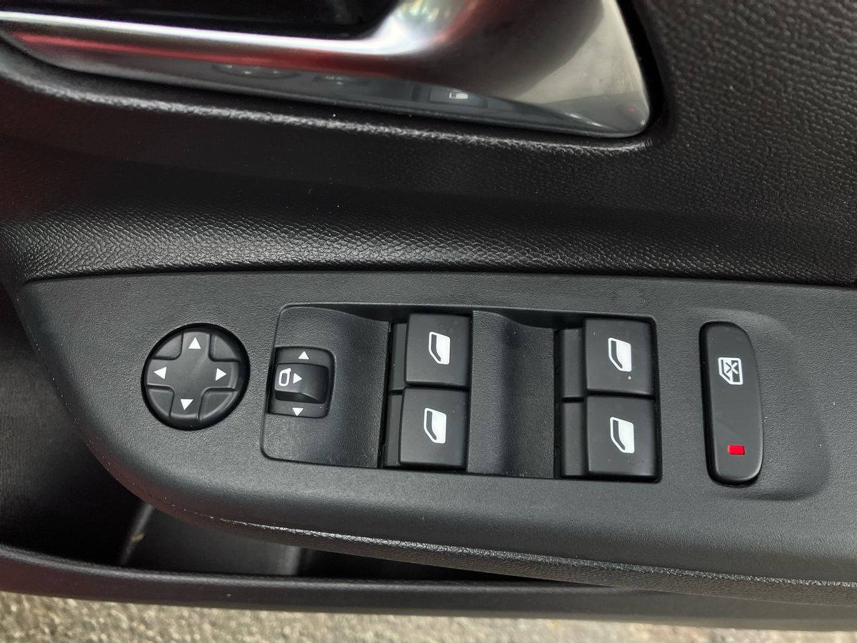 Used Vauxhall Corsa 2023 for sale - 76845445: Photo 18