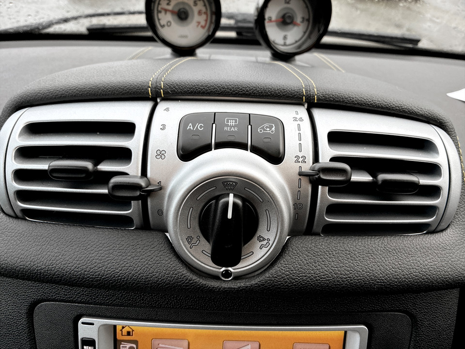 Used smart fortwo 2013 for sale - 77555562: Photo 30