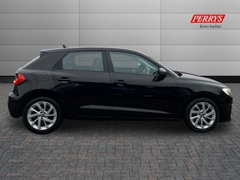 Used Audi A1 2019 for sale - 77113705: Photo