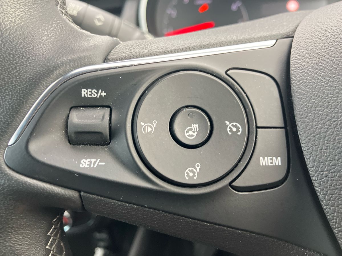 Used Vauxhall Crossland 2022 for sale - 76736084: Photo 16