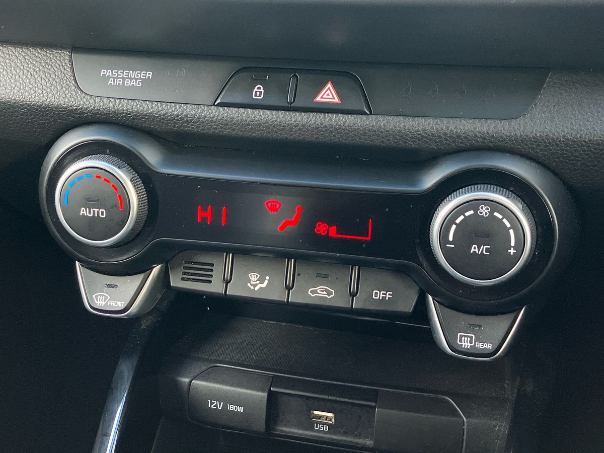 Used Kia Stonic 2021 for sale - 76192271: Photo 12