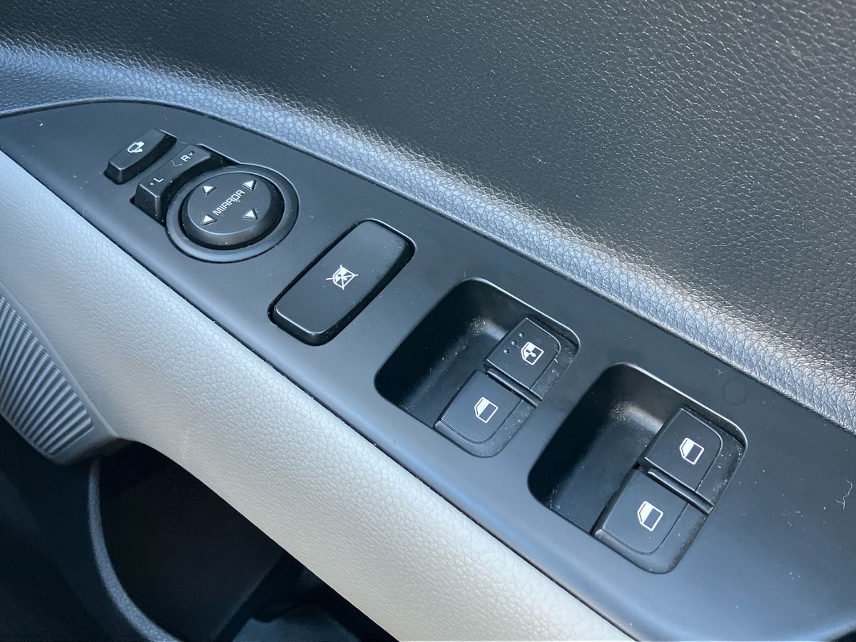 Used Kia Stonic 2021 for sale - 76192271: Photo 18