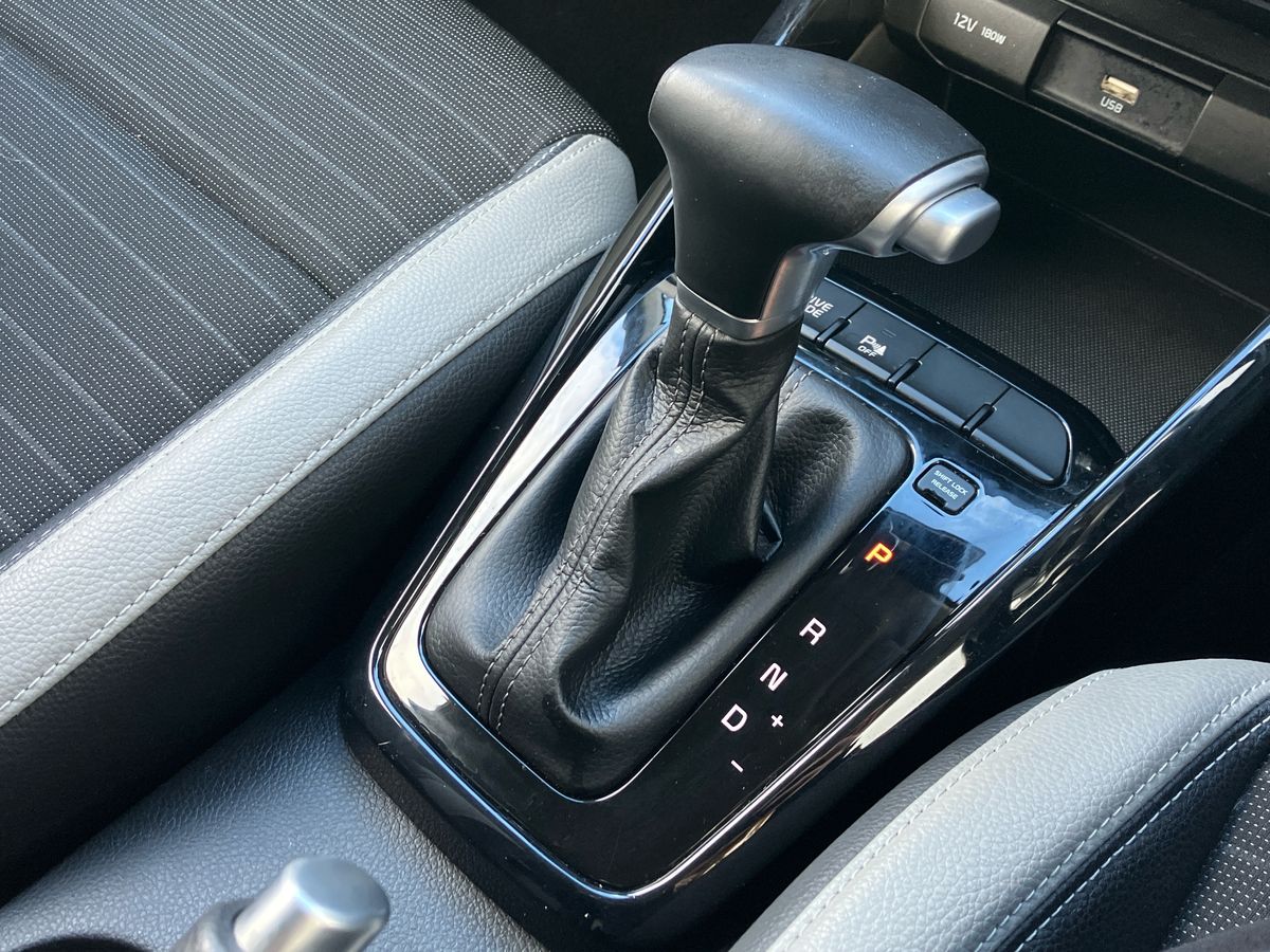 Used Kia Stonic 2021 for sale - 76192271: Photo 27