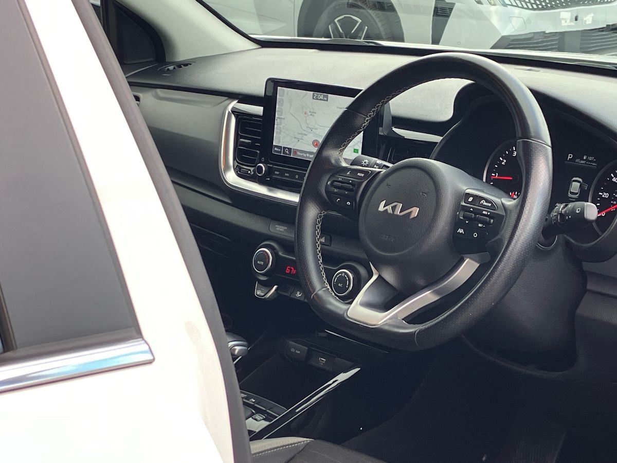 Used Kia Stonic 2021 for sale - 76192271: Photo 37