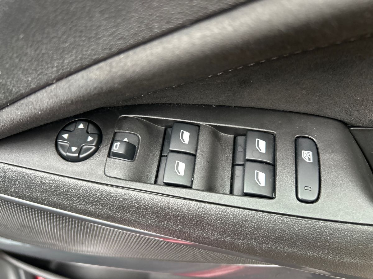 Used Vauxhall Crossland 2022 for sale - 77125280: Photo 18