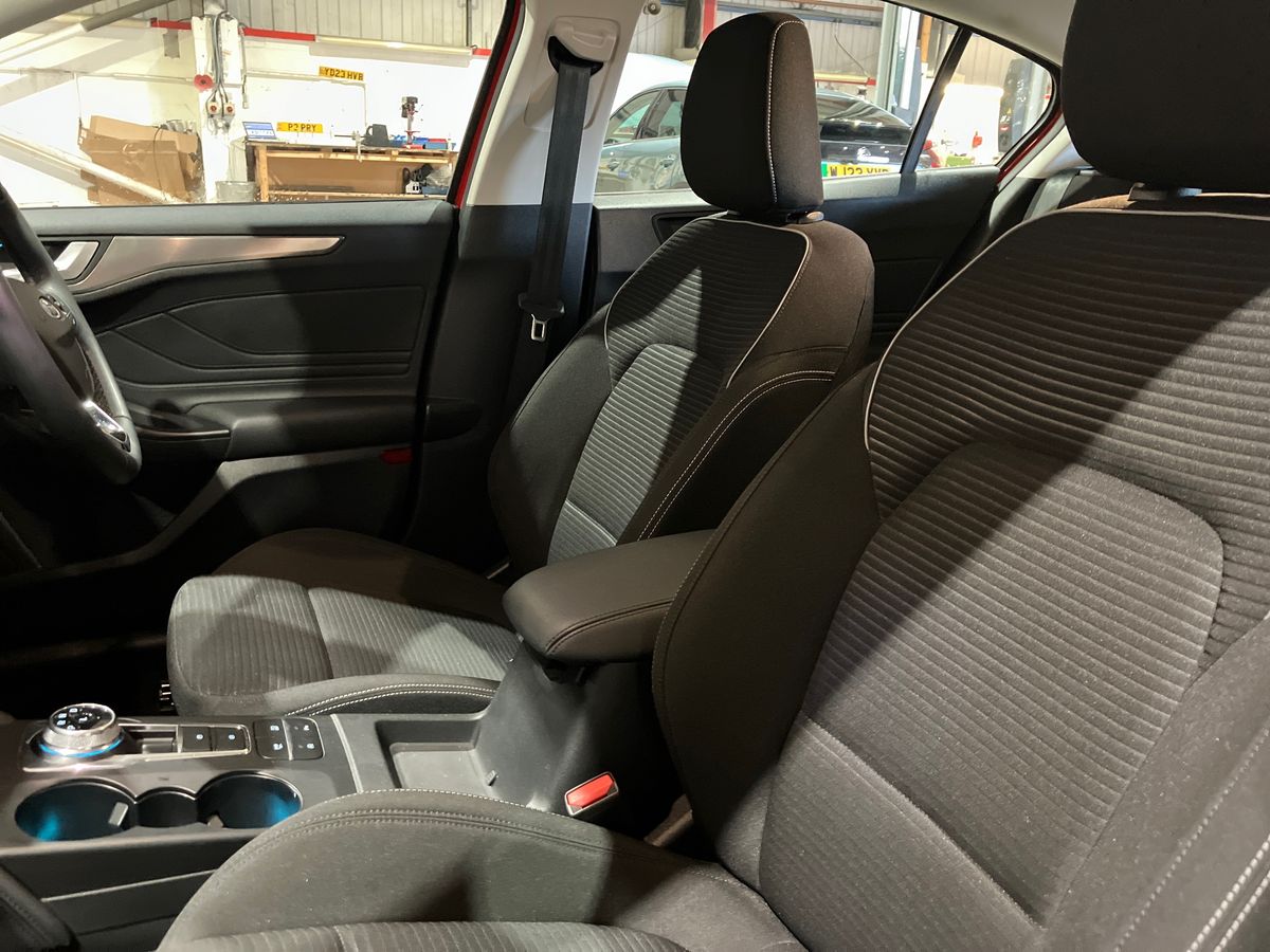 Used Ford Focus 2022 for sale - 76905694: Photo 29