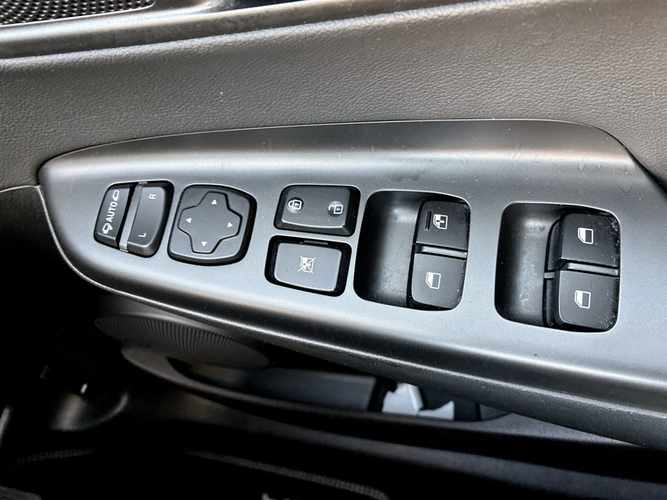 Used Hyundai KONA 2018 for sale - 78053934: Photo 26