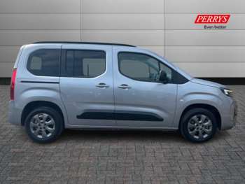 Used Vauxhall Combo Life 2024 for sale - 74926904: Photo
