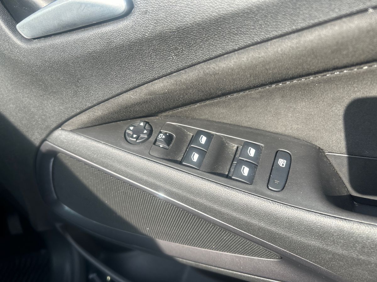 Used Vauxhall Crossland 2022 for sale - 77475194: Photo 21