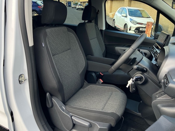Used Vauxhall Combo Life 2025 for sale - 76220082: Photo 37