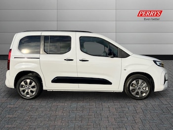 Used Vauxhall Combo Life 2025 for sale - 76220082: Photo