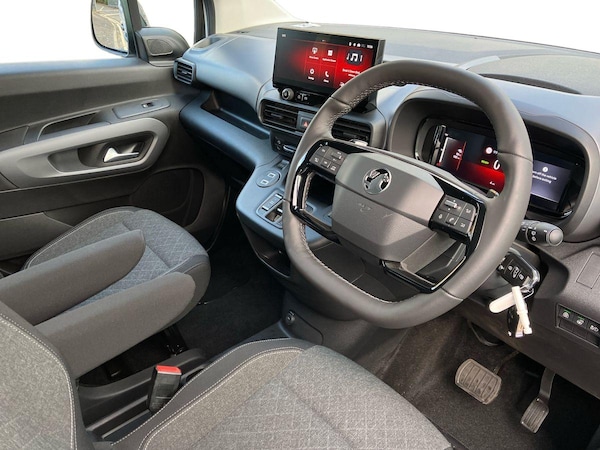 Used Vauxhall Combo Life 2025 for sale - 76220082: Photo 9