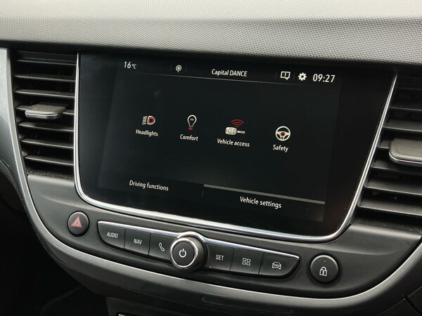 Used Vauxhall Crossland 2022 for sale - 75496901: Photo 32