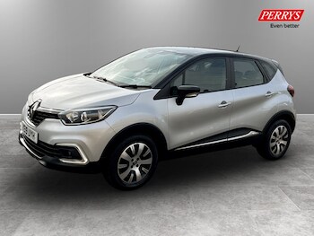 Used Renault Captur 2019 for sale - 77846022: Photo
