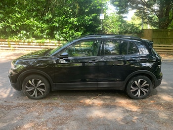 Used Volkswagen T-Cross 2023 for sale - 74968220: Photo