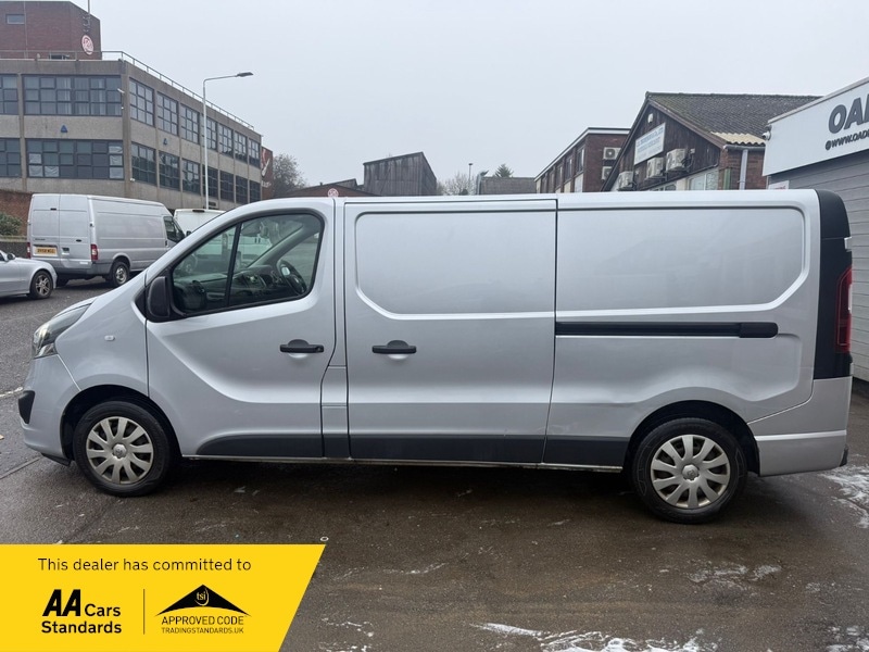 Used Vauxhall Vivaro 2019 for sale - 77038624: Photo 5