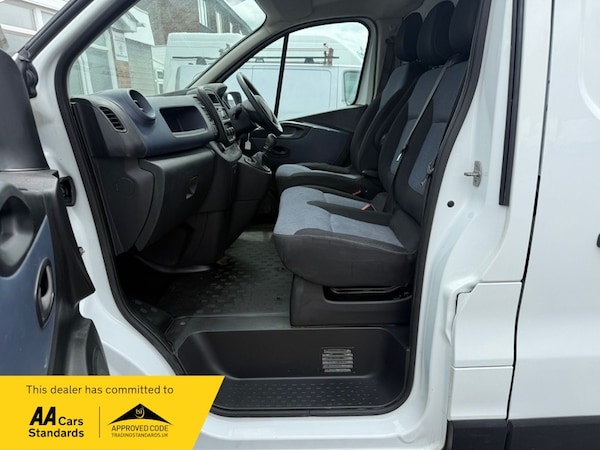 Used Vauxhall Vivaro 2018 for sale - 75057169: Photo 13