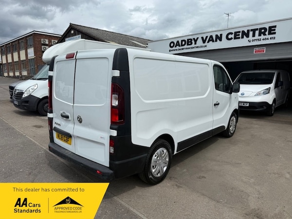 Used Vauxhall Vivaro 2018 for sale - 75057169: Photo 6