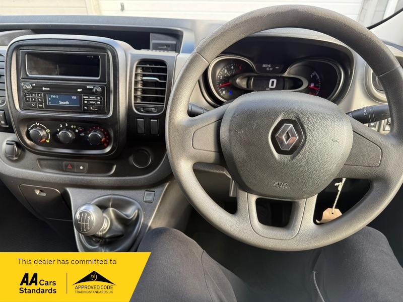 Used Renault Trafic 2017 for sale - 77465358: Photo 15